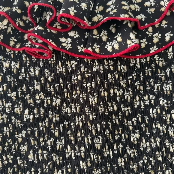 LIKELY Revolve Women’s Harlow Floral Off-the-Shoulder Athena Smocked Crop Top SM - Picture 5 of 9